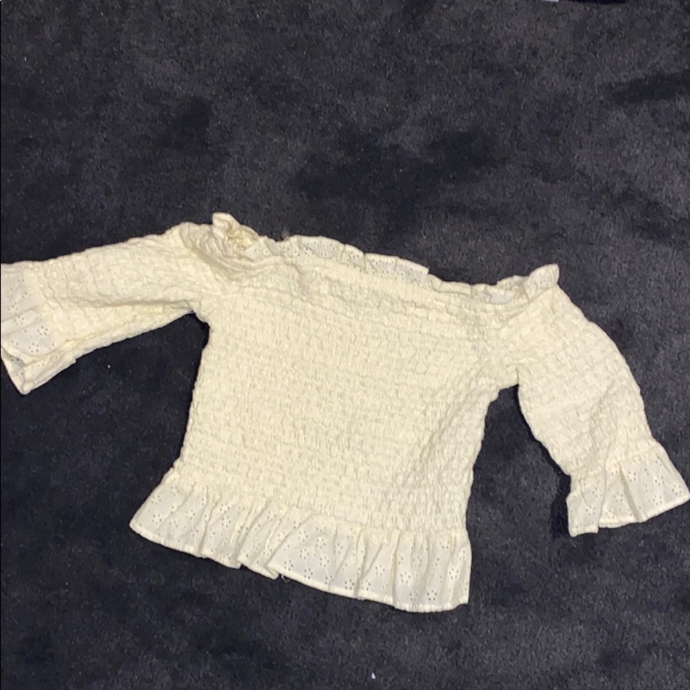 American Eagle off the shoulder top